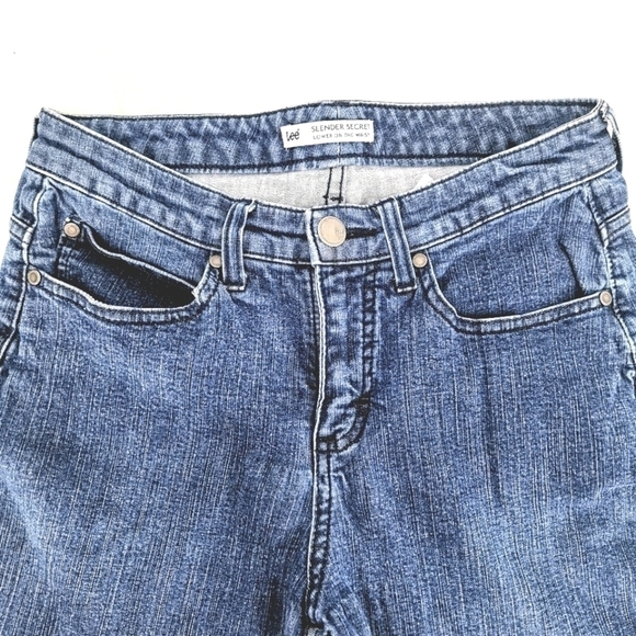 Lee Women's 8 Medium Slender Secret Straight Jeans - Picture 2 of 12